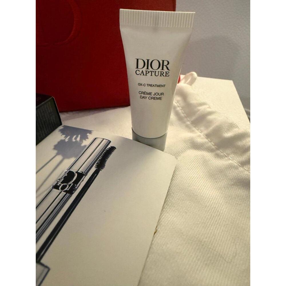 Dior Truce Makeup Pouch Bundle. - image 3